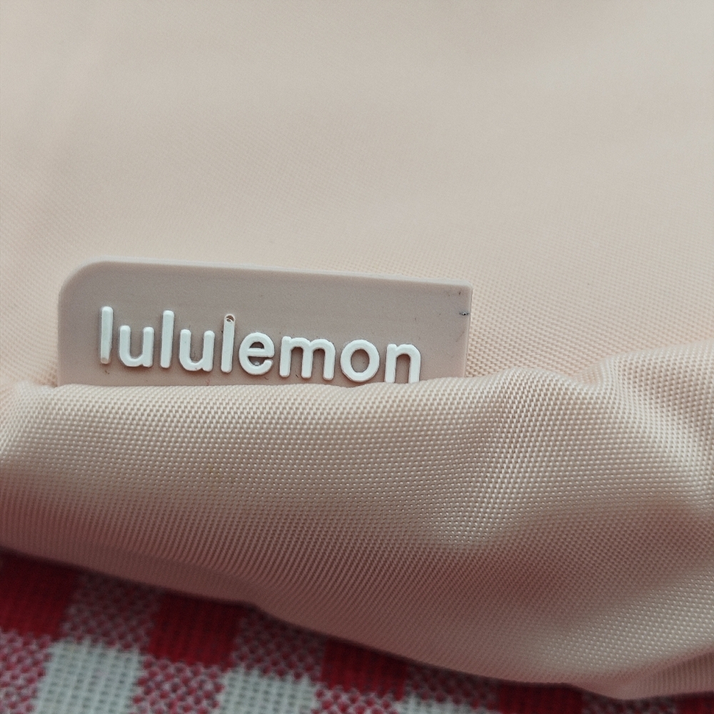 Lululemon All Night Festival Bag 5L Pink - Picture 4 of 5
